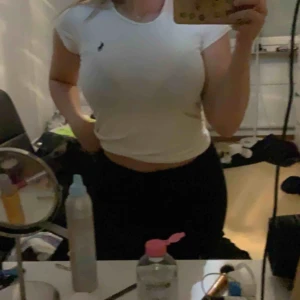  - T-shirt från Ralph lauren, skriv för fler bilder🥰