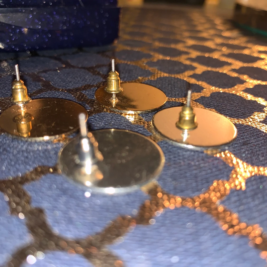 Silvriga örhängen - 91