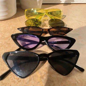  - De gula längst bak kostar 20kr då de är ganska repade på nära håll