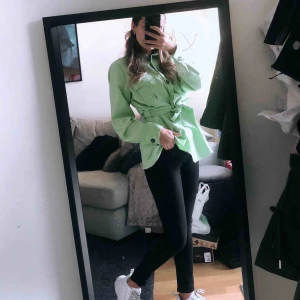 - Neongrön skjorta från Gina 😍