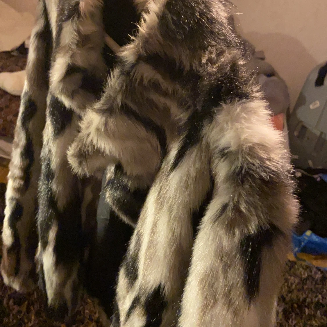 Snygg fuskpälsjacka från Rockandblue Sweden - 90