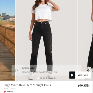 Nakd jeans - Säljer dessa trendiga byxor som jag verkligen vill ska se bra ut på mig men tycker tyvärr inte de passar mig så tänker att jag ska sälja dem. Kan ta fler bilder vid intresse, knappt använda💕💓