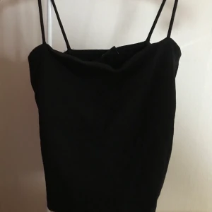 Gina tricot Linne S - Knappt använd. Köparen står för frakt💗