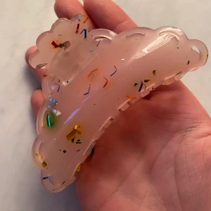 Hårklämma  - Fin hårklämma som knappt är använd 