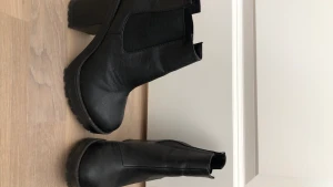 Skor - Högklackade skor 