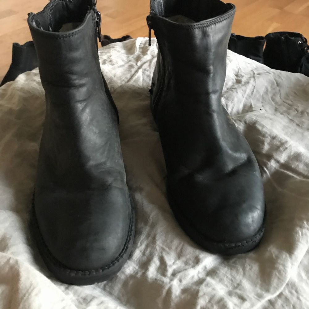Svarta boots - Din Sko | Plick Second Hand