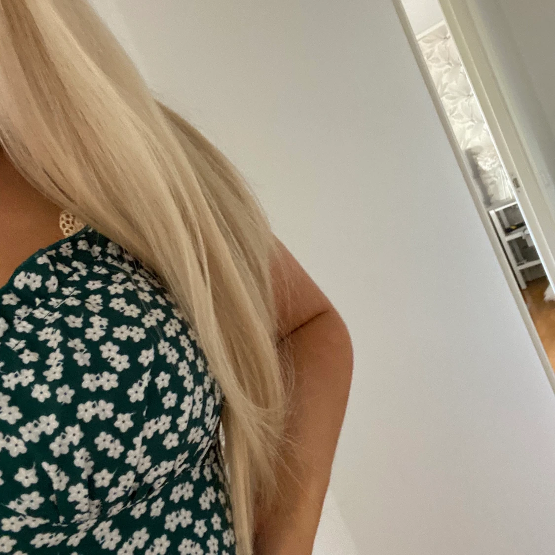 Blommig klänning - 91