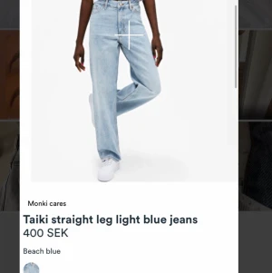 MONKI wide jeans, storlek 29 - Ljusblåa vida jeans från Monki i väldigt bra skick. Säljer pågrund av att de är för stora och därav är dom endast använda ett fåtal gånger, Ny pris 400 kr och köparen står för frakt 