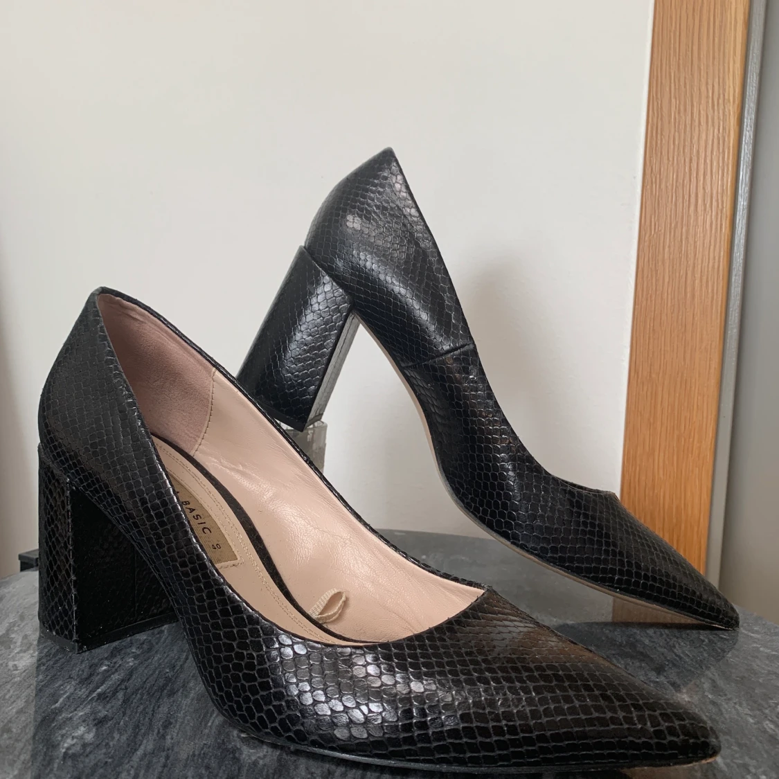 Zara skor! Nypris 600kr