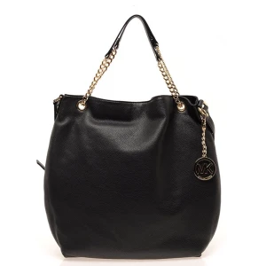  - Michael kors väska säljes 
Nypris 2500kr
Dustbag finns. 
Köpt på raglady by tara