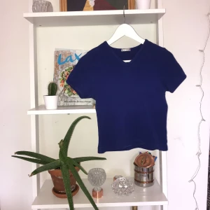  - Kornblå tröja från topshop