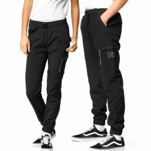  - As feta byxor från Junkyard, samarbete mellan HellyHansen och Sweet Sktbs. Köparen står för frakten :)