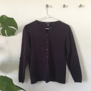  - Färgen representeras bäst på andra bilden tror jag, aldrig använd. ~ 10kr + frakt(50kr)