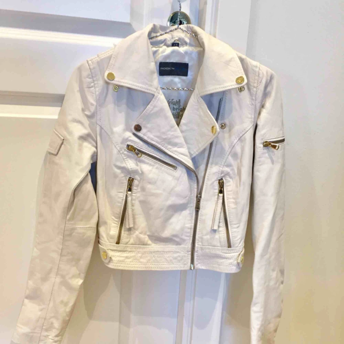 Vit skinnjacka från Rock N Blue