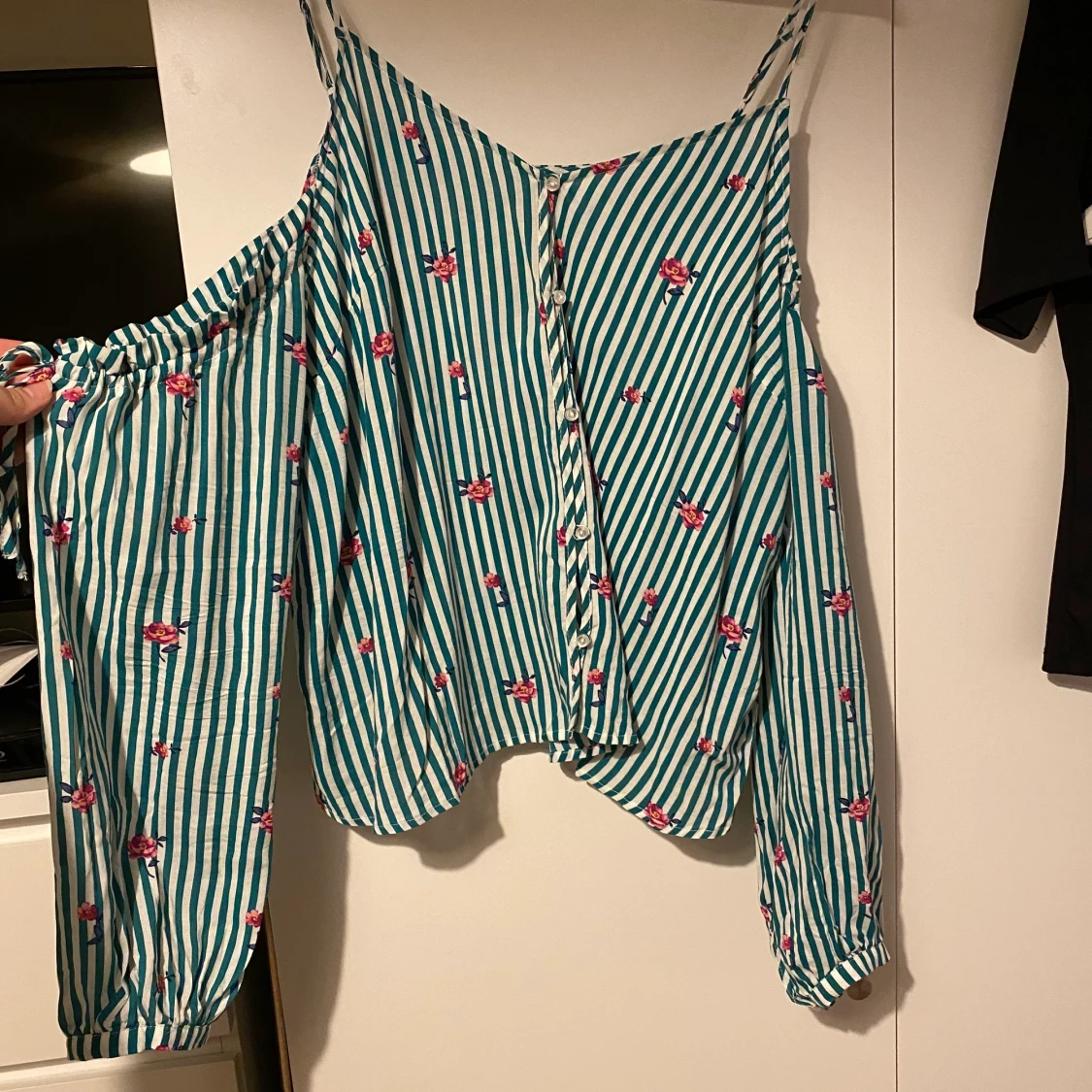 Off-shoulder topp - 90