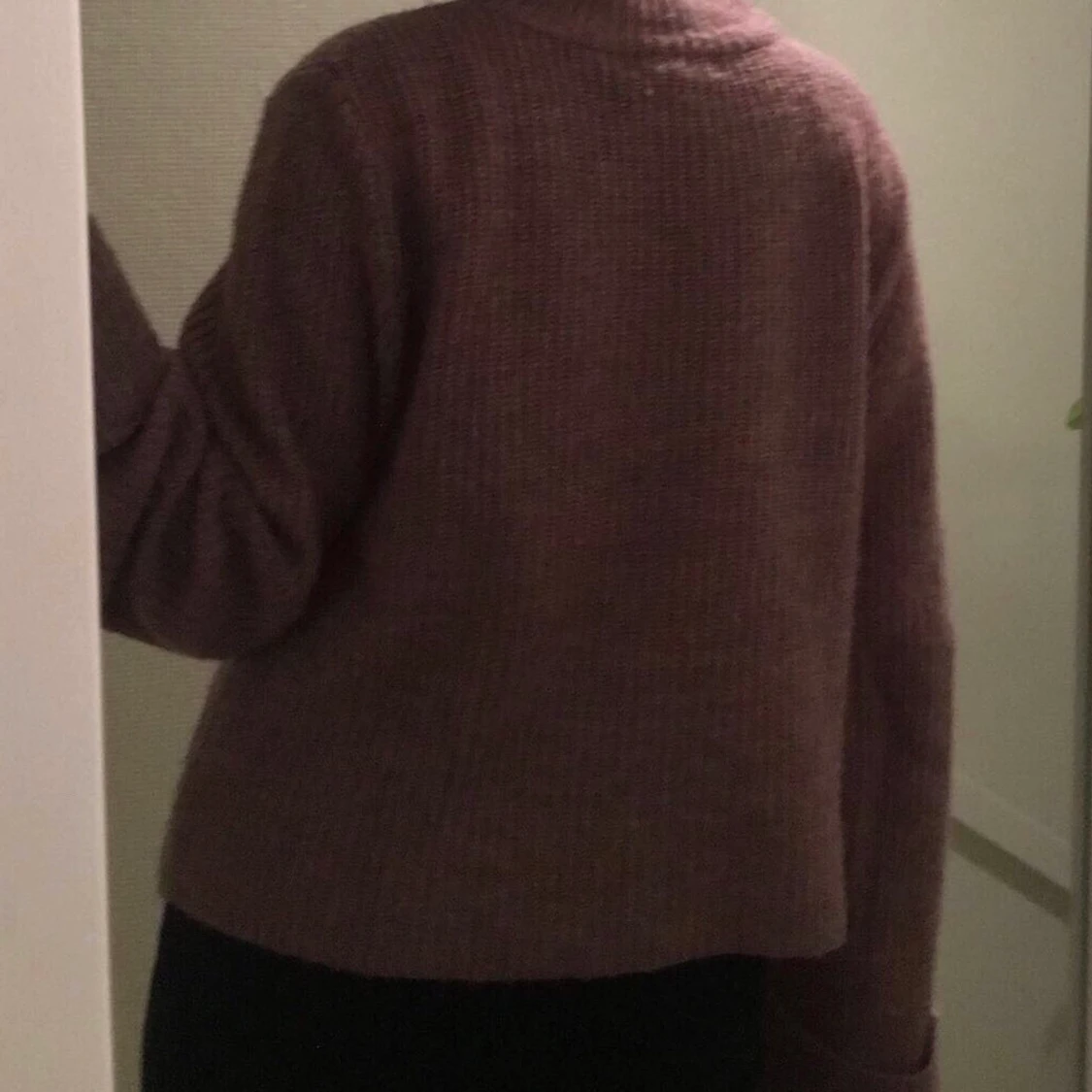 Rosa/lila stickad tröja flared ärm - 91