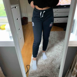  - Snygga mjukisbyxor. Säljer då ja ej använder dom längre