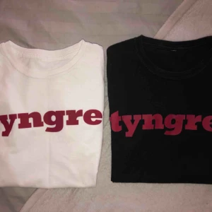  - Två t-shirts från TYNGRE😍 Frakt 30kr tillkommer!