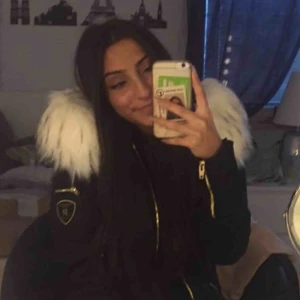 Rock and blue vinterjacka  - Fin vinterjacka från rockandblue Använd bara en vinter  Betalning sker via swish  Köparen står för frakt eller möts upp i eskilstuna 