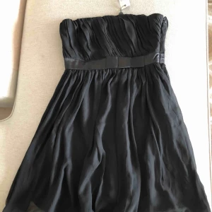  - Jätte vacker fest klänning från Zoul  St 38