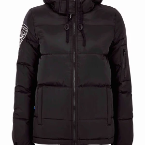  - Väldigt fin vinter/höst jacka ,är i bra skick 