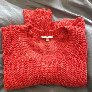  - Kofta från Esprit, fint skick. Köparen betalar frakt