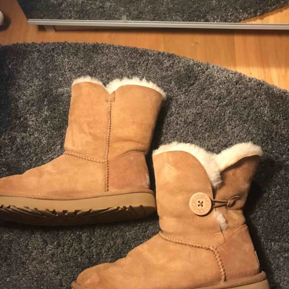 Äkta Uggs i bra skick, köpare står för frakt . Skor.