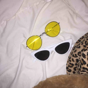  - glasögon från H&M 30kr (st)