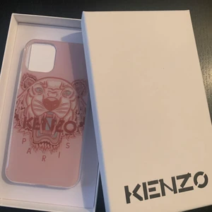Kenzo skal 11 PRO OANVÄNT - Säljer ett kenzoskal på grund av felköp. Skalet är helt oanvänt och originalbox kommer med. 250+frakt