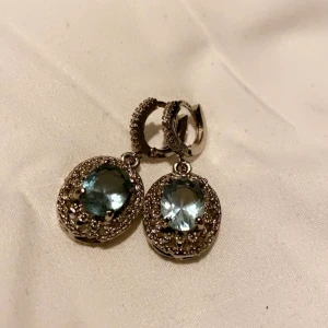 Örhänge  - Jätte fin örhänge med stenar