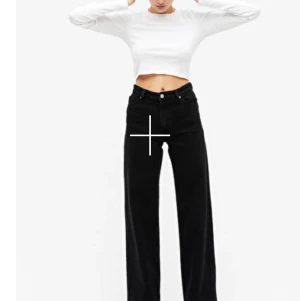 Yoko Jeans storlek 27 - Svarta Yoko jeans från Monki, endast använda två gånger! Storlek 27 i midjan. 