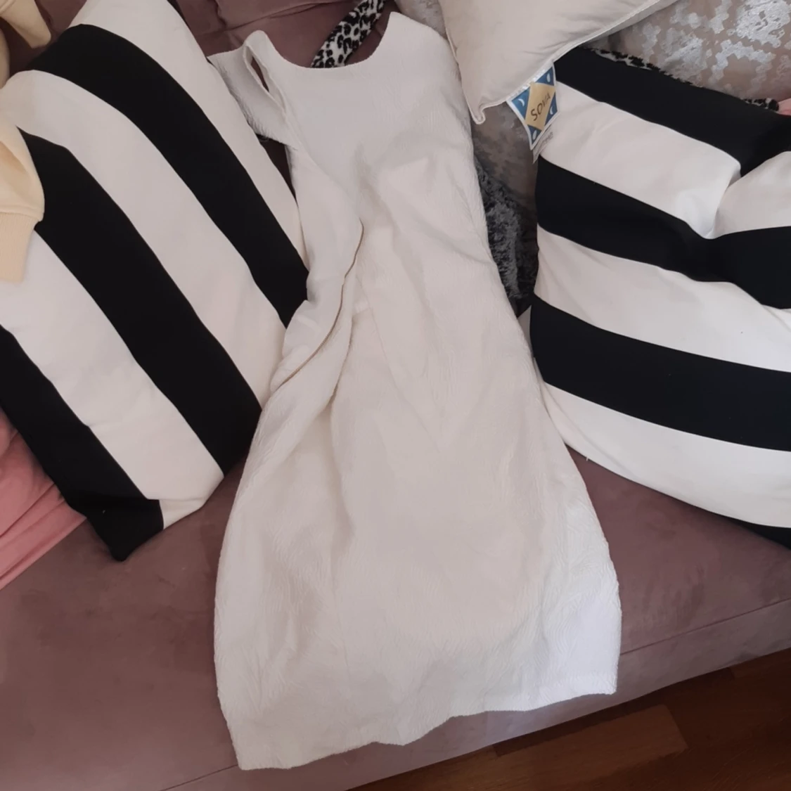 Sommar Klänning storlek 36  - 90