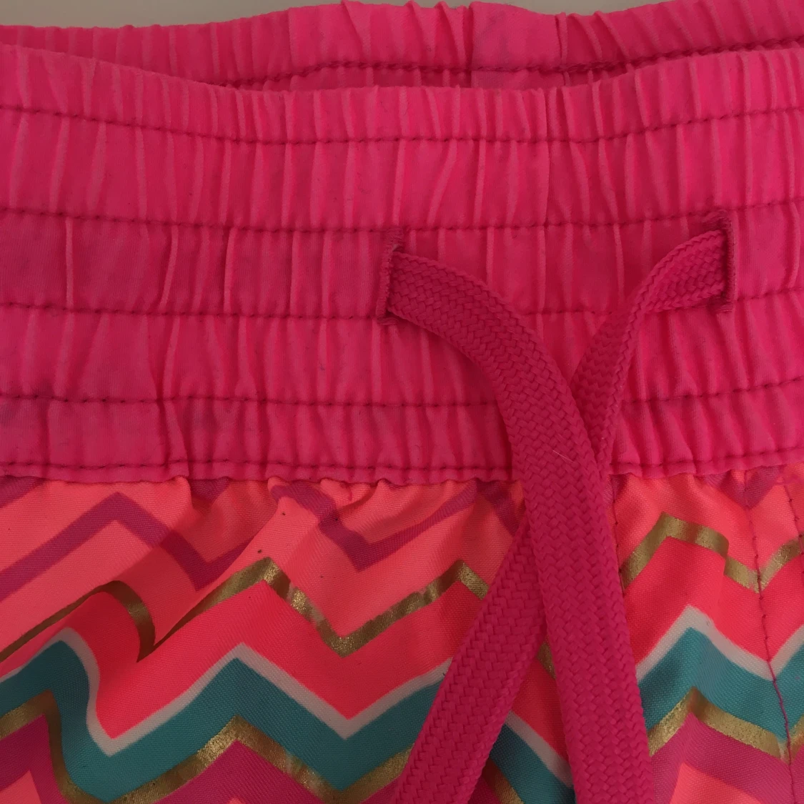 Kortare shorts i badmaterial 💗 - 91