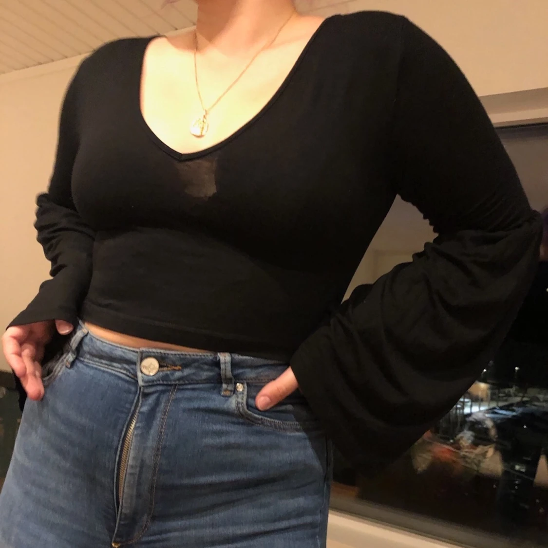 Långärmad svart topp st M från asos