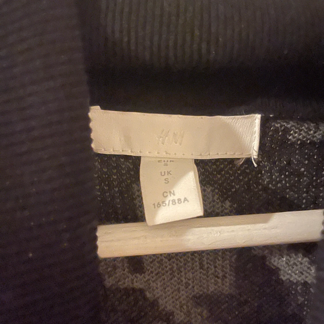 Svart vit tröja - 91