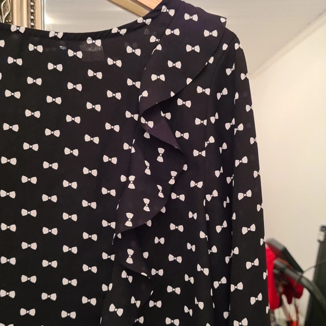 Divided blus stl 40. Passar även 38 - 91