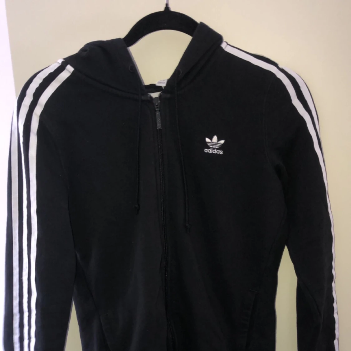 Adidas tjocktröja