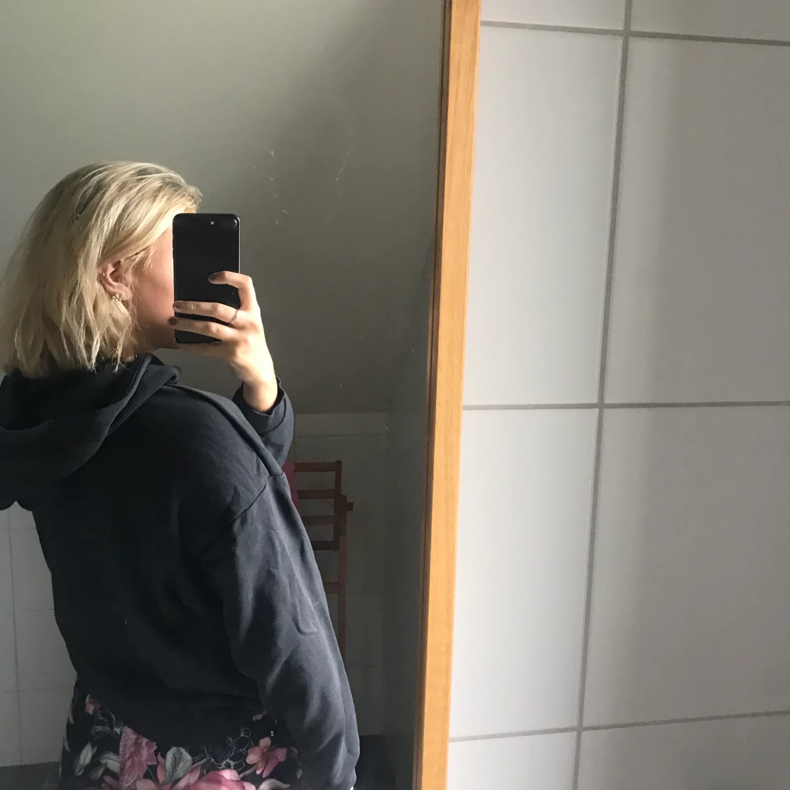 Svart adidashoodie - 90