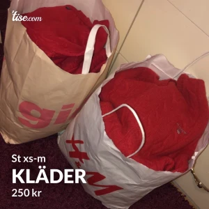 Kläder  - 250kr st eller 400kr för båda, säljer kläder i st xs-m, jeans, tröjor, stickat, kjolar, blusar, hoodies, adidas koftor osv