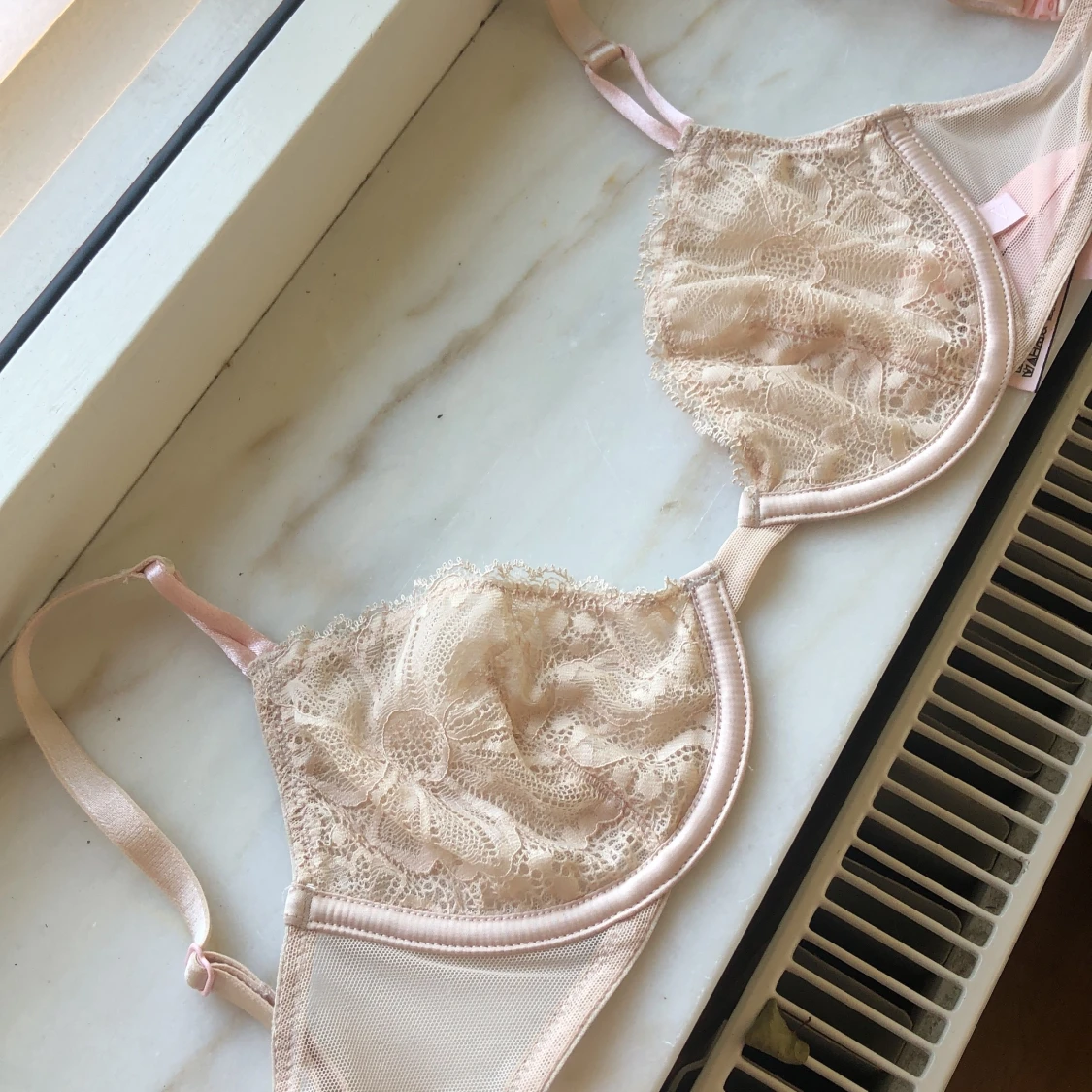 En bralette från VICTORIAS SECRET. Säljer pga köpte i fel storlek.