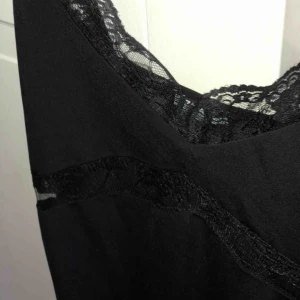  - Skitsnygg Body ifrån Zara 🤤 Inte använd många gånger, bra skick! Storlek M men passar S också. 