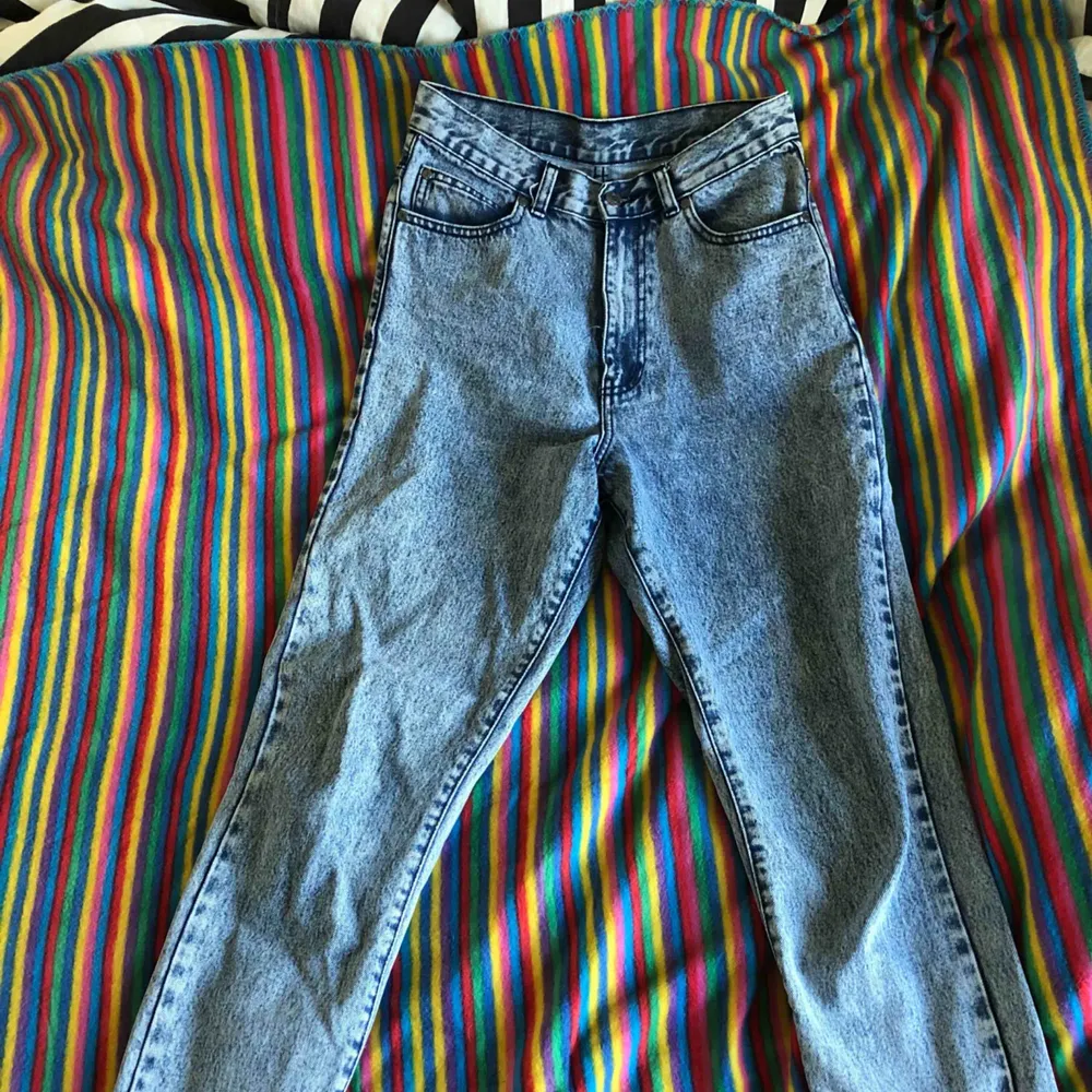 Relaxed fit jeans från Dr Denim 🙂 skitnajs passform. Jeans & Byxor.