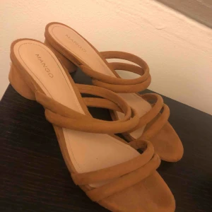  - Klackar från mango