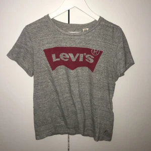  - Frakt kostar 30kr:)