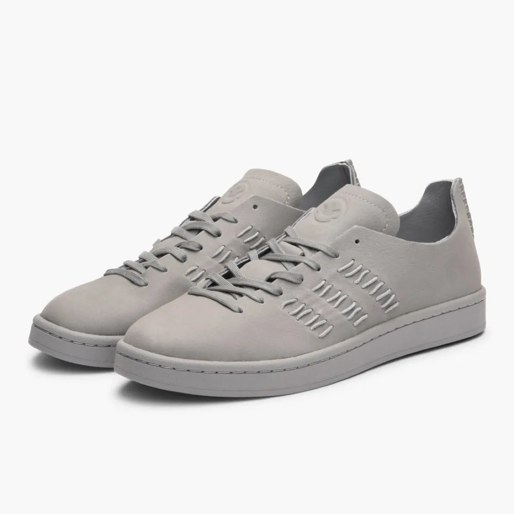 Limited edition Adidas X Wings + Horns collaboration sneaker.  Wings + Horns is a Canadian brand whose designers produce clean, quality wear that remain timeless in class.  Seldom worn, in almost brand new condition. If you have 43.5 to 44.5 in size, this shoe will fit perfectly.  // flyknit , ultraboost , common projects , buttero , cqp , sweyd. Skor.