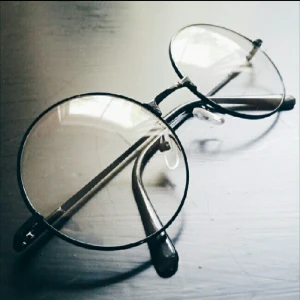  - Sänkt pris! Fake round glasses