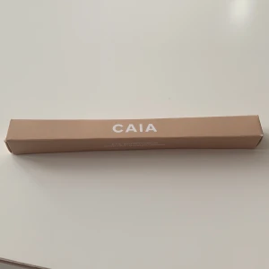 Caia eye brightener - Jättefin eye brighter från caia som tyvärr inte kommit till användning💕💕