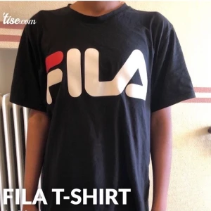 Fila tshirt - Nypris ca 400