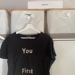 acne studios tshirt  - svart t shirt från acne i bra skick, populära ”you first” trycket , köparen står för frakt!