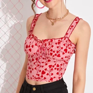 Rosa topp från SHEIN - Rosa top från SHEIN. Säljer pga för stor, aldrig använd bara provad. 